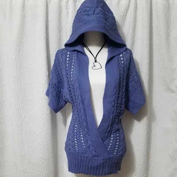 🎋BCBG Cable Knit Hoodie Sweater - Picture 13 of 13